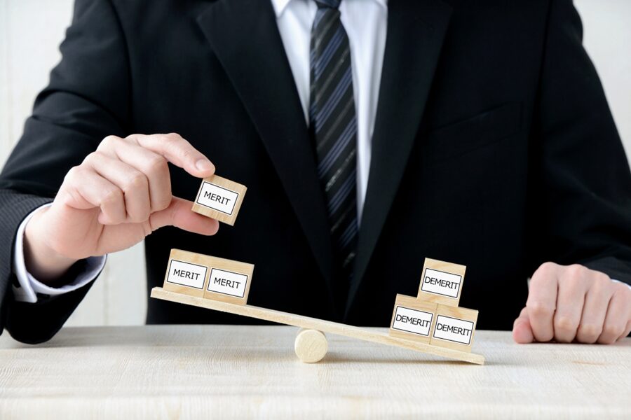 正社員を辞めるメリットとデメリット